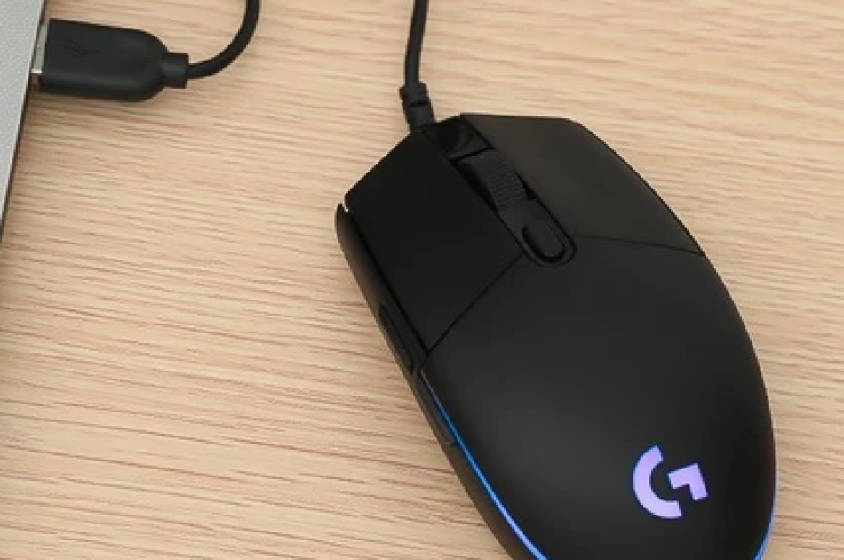 Chuột Logitech G102
